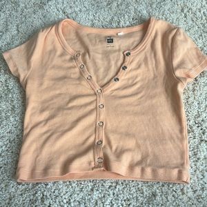 v neck tee